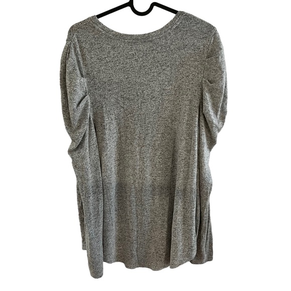 2/$15 Crew neck long puff sleeve lightweight sweater M grey - Picture 3 of 5